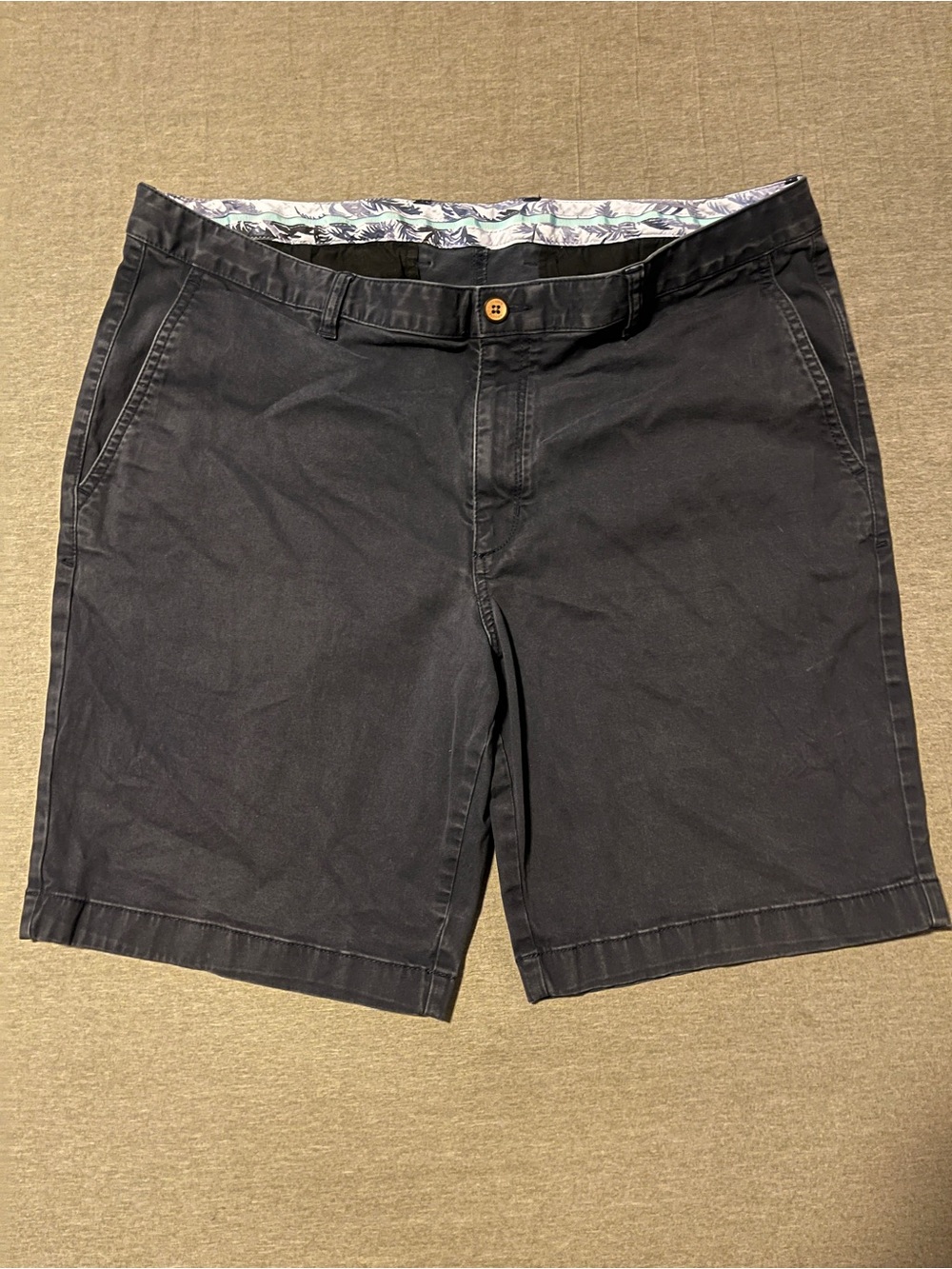 Tommy Bahama Men's Dark Navy Flat-Front Shorts
